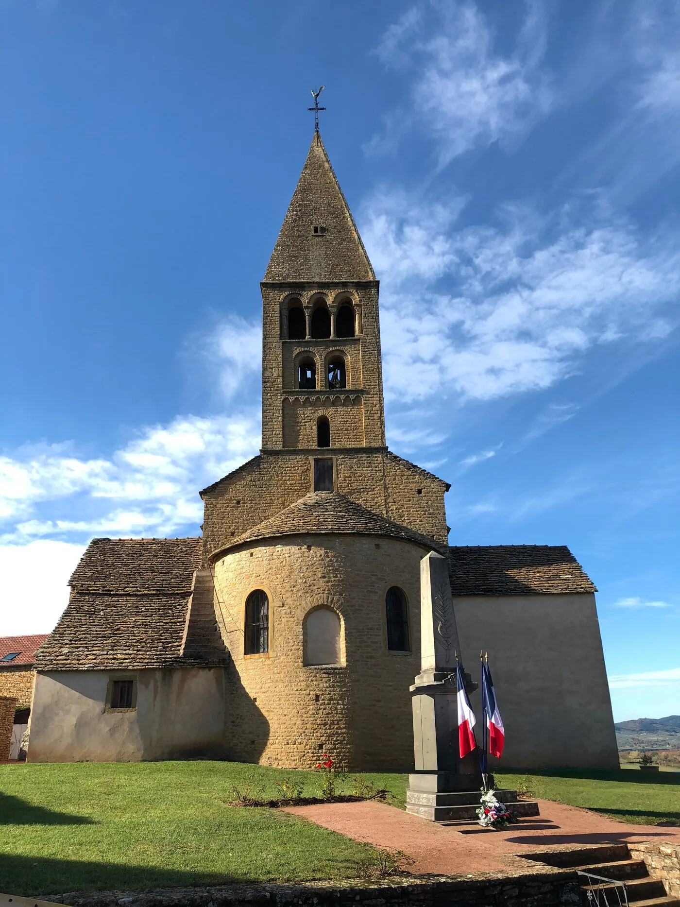 L’église romane de La Vineuse sur Frégande